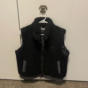Bass Outdoor black super soft vest